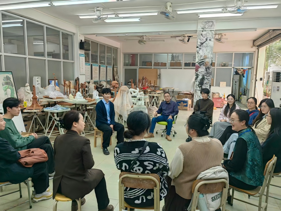 课后研讨会现场.jpg